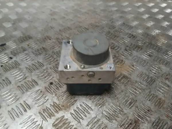 Pompe ABS OEM 44540-52240 pour Toyota Verso-S image 6