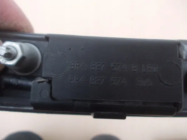 Kleplijst Audi A3 8P Sportback OEM 8P4827574B image 6