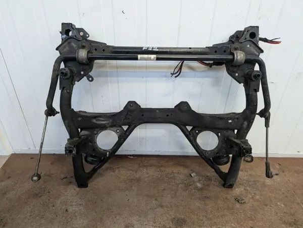 BMW Vorderer Träger OEM PWE11038 - Gebraucht image 2