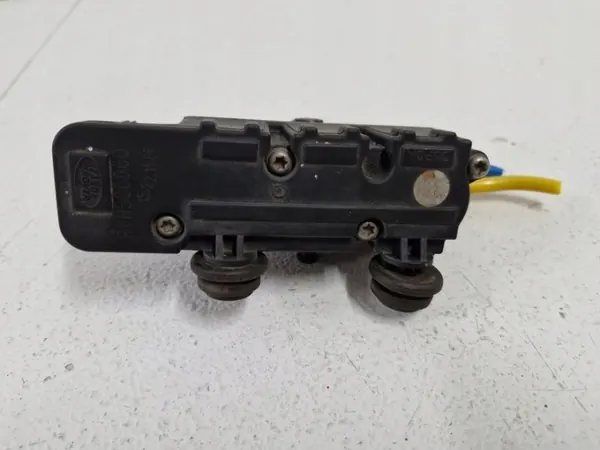 Soupape suspension air OEM RVH500060 pour Range Rover L322 image 3