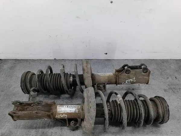 Set di Ammortizzatori Anteriori Opel Astra J FL 1.7 CDTI image 4