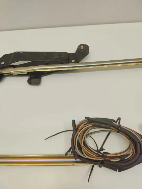Piezas de techo Mercedes-Benz OEM A1707900071 - Usado image 3