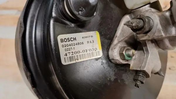 Servofreio Toyota OE 47200-0F030 - Usado image 3
