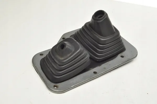 Daihatsu Feroza Gear Shift Boot OEM 58286-87606-D image 4