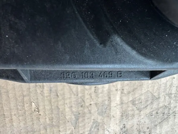 Klepdeksel Audi A4 B7 OEM 03G103469B - Gebruikt image 4