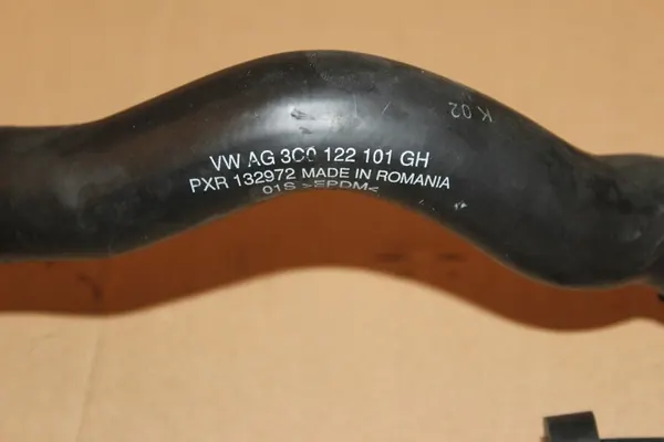 Volkswagen OE Vesijohto 3C0122101GH image 3