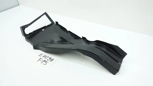 PEUGEOT 106 1991- Support de Fixation Aile Arrière OEM 8530.42 image 3