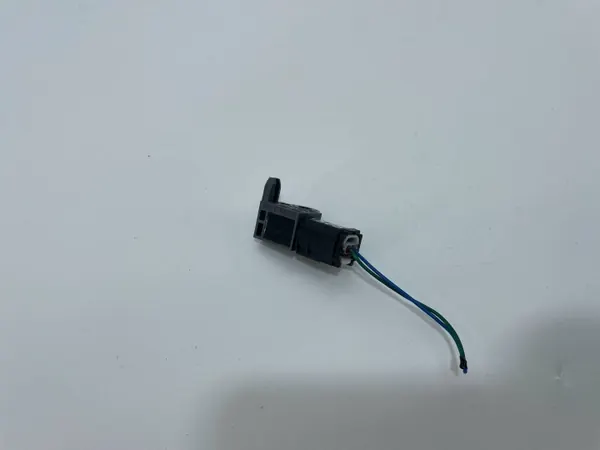 Sensor de impacto Mazda CX-5 OEM KD45-57K1X 2012- image 7