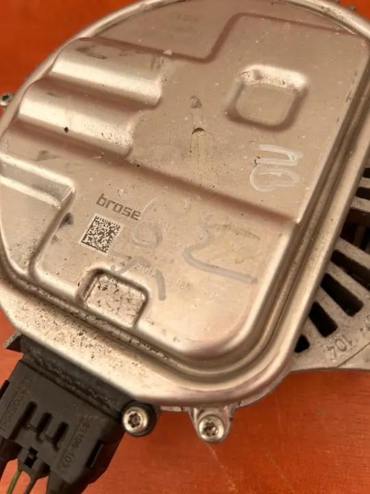 Moteur Ventilateur Radiateur Mercedes C69160-142 - Occasion image 3