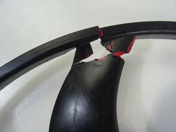 Audi A1 8X 1.6 TDI Diesel Kylarrör 6R0959455G image 5