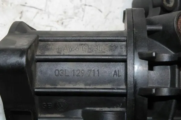 VW Insugsgrenrör OEM 03L129711AL för Caddy III image 7