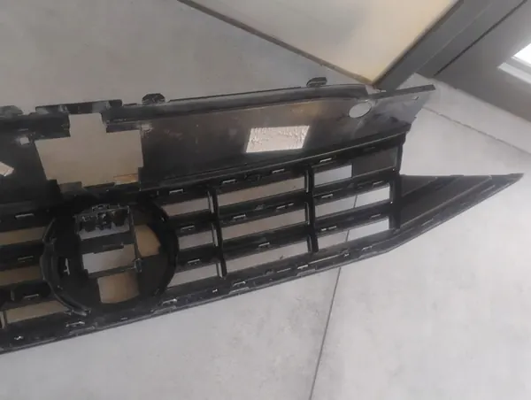 Grill Radiator VW Passat B8 image 5