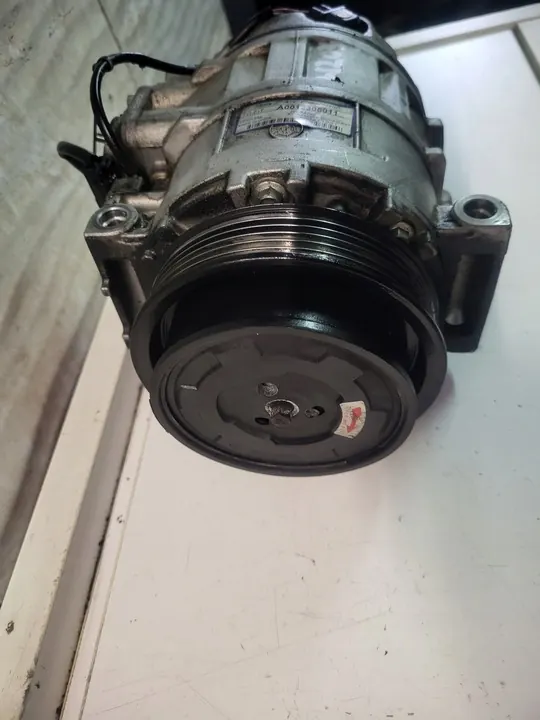 Compresor de Aire Acondicionado Mercedes W203 2.2 CDI A0012305011 image 3