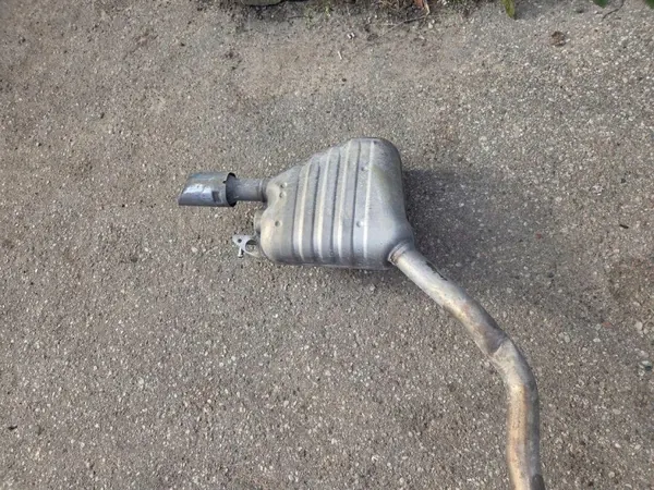 Audi A4 Diesel Vaimennin OEM 8K0253611R 2008 image 2