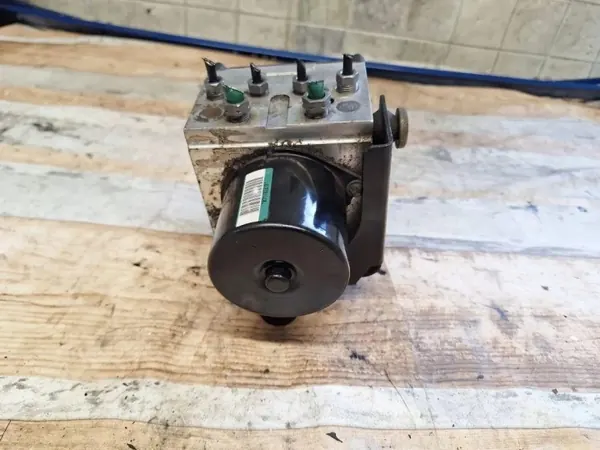 Pompe ABS OEM 9660067280 pour Peugeot 307 1.6L Diesel image 4