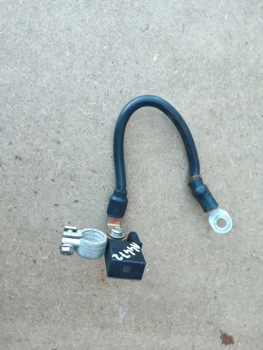 Terminal de bateria Mercedes OEM A0009050454 - Usado image 3