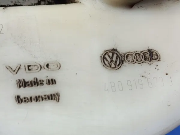 AUDI A6 C5 1.9TDi Kraftstoffstandsensor 4B0919673J image 3