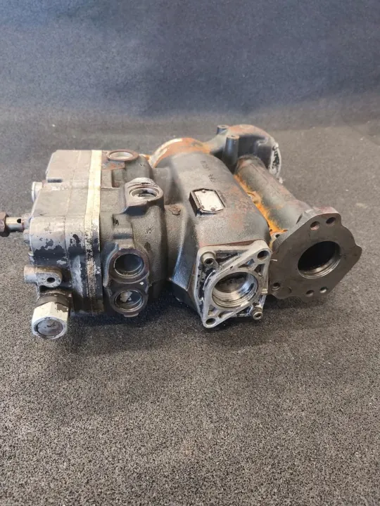 MAN 51541007115 2-Cilinder Compressor met Hulp-aandrijving image 6