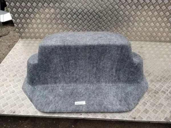 Tesla Model S 2013 Bagageutrymmesmatta OEM 103837800C image 4