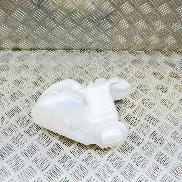 Ruitensproeiervloeistofreservoir Peugeot 2008 1.2L image 2