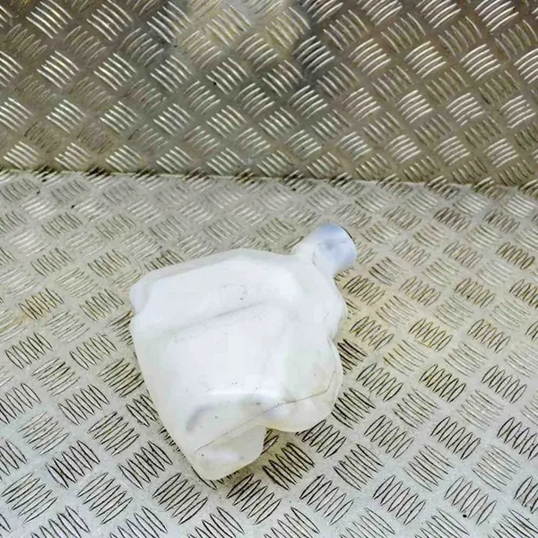 Ruitensproeiervloeistofreservoir Peugeot 2008 1.2L image 4