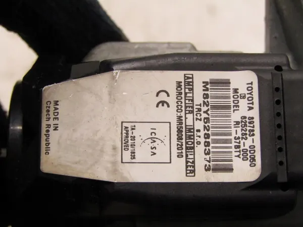 Toyota Yaris III Sytytyskytkin OEM 450200D05 image 5