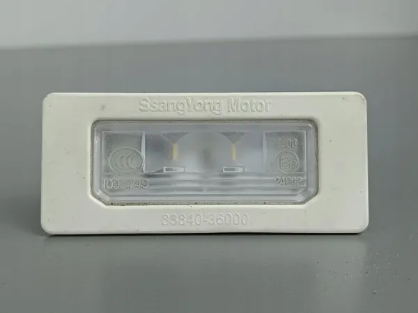 Feu de plaque SsangYong Rexton OEM FOB33514 image 2