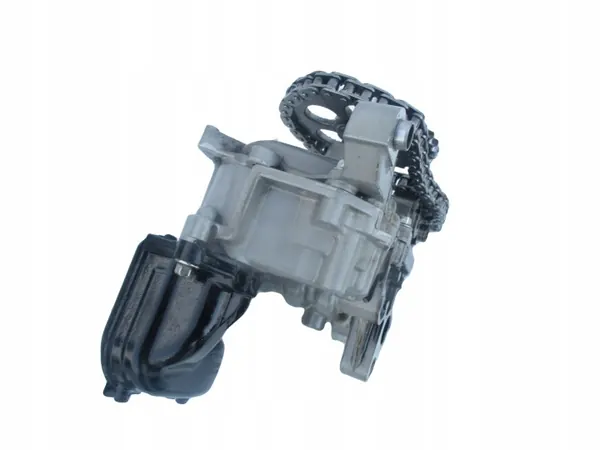 Pompe à huile OEM PE7W14100 Mazda 1.5 Skyactiv-G image 3