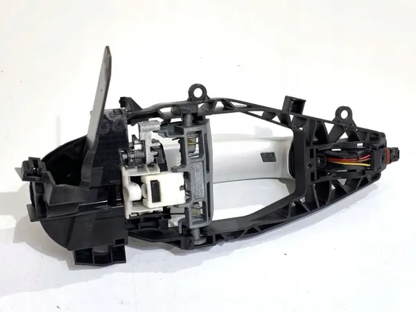 BMW G05 Right Front Outer Door Handle 9881776 OEM image 3