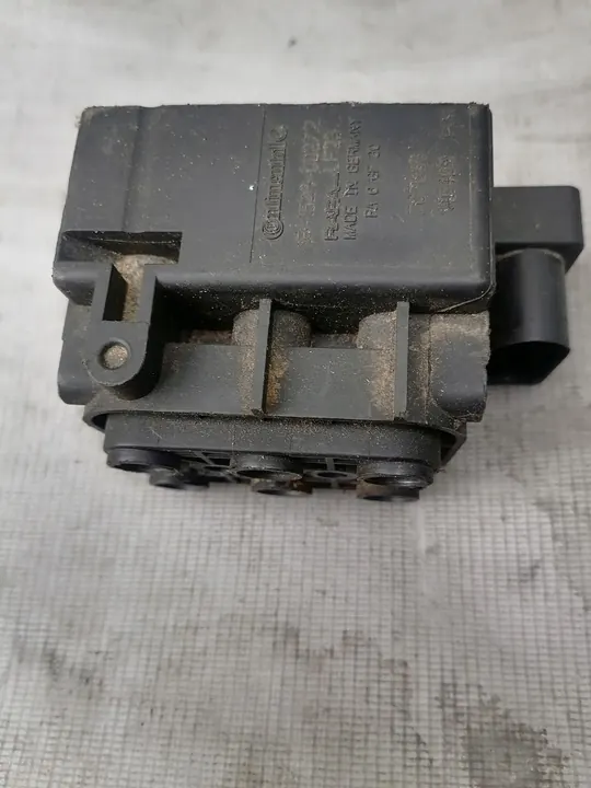 Distribuidor pneumático Porsche Cayenne II HHKK image 3