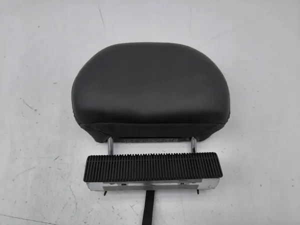 Volvo XC90 2005 Reposacabezas trasero derecho OEM AMD118244 image 2