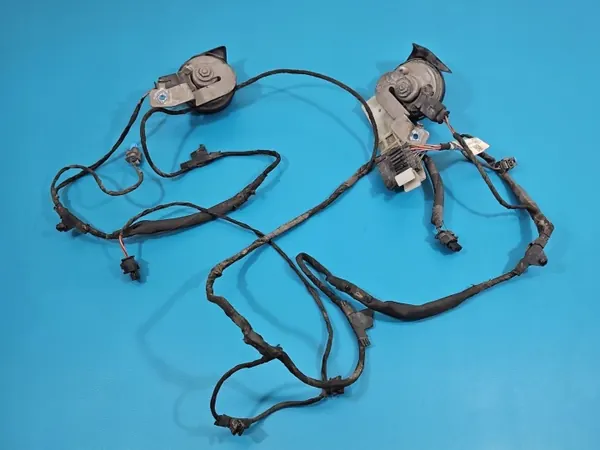 Bocina BMW OEM IMPRK1551316 - Estado usado image 3