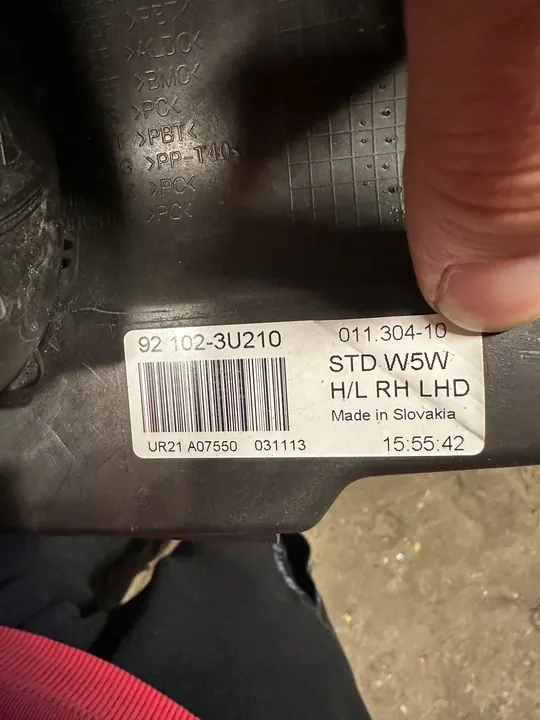 KIA SPORTAGE III Faro Derecho Original Kia 921023U210 image 7