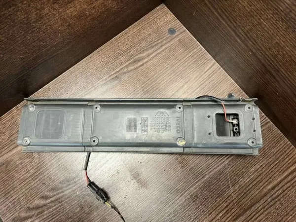 OEM 500331412 Oikea liukuoven liitin Iveco Daily image 3
