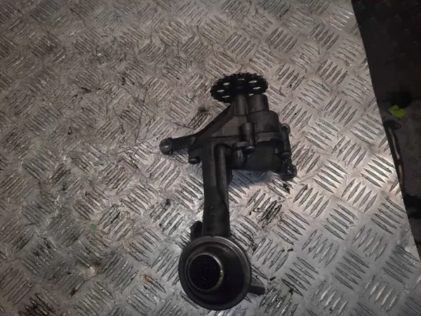 Pompe à huile Mercedes Sprinter 2.7 CDI OEM 6061810901 image 3