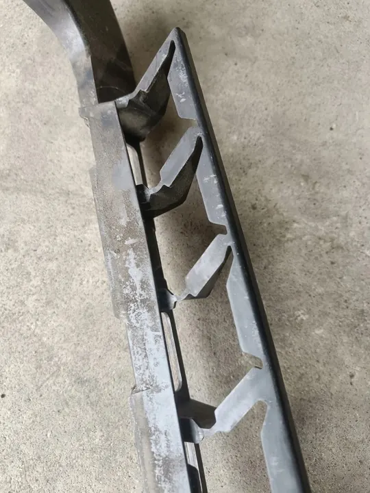 Suporte de para-choque traseiro esquerdo SKODA OCTAVIA III 5E9807863 image 3