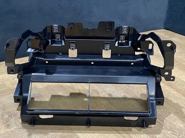 Range Rover Evoque L551 Jousituskiinnike OEM K8D204326A image 5