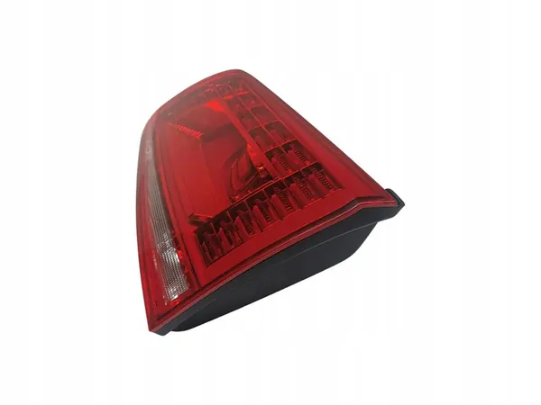 LUZ TRASERA IZQUIERDA VW TOUAREG II image 3