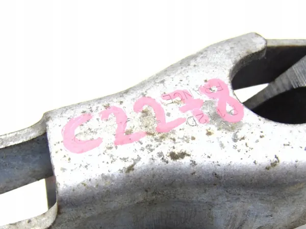 Moottorin Takapidike Volvo V50 S40 C30 C70 V40 image 4