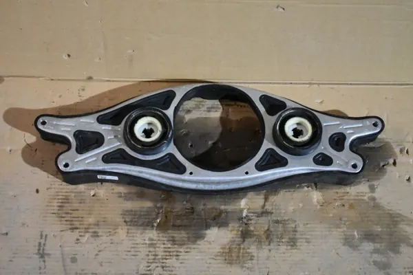 OEM A2233505700 Hinterachsträger Mercedes Gebraucht image 2