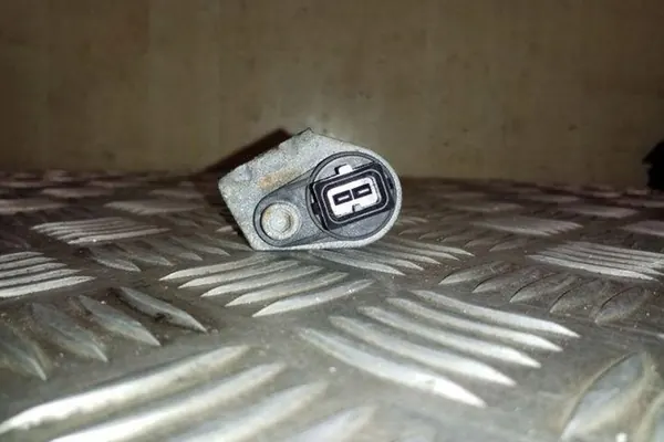 Kampiakselin sijaintianturi BMW 3 CABRIO (E46) 2.0L Diesel image 3