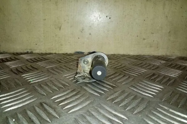 Kampiakselin sijaintianturi BMW 3 CABRIO (E46) 2.0L Diesel image 6