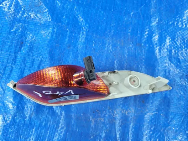 VOLVO V40 II | Vasemman takapuskuriheijastin 31395550 image 5