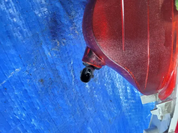 VOLVO V40 II | Vasemman takapuskuriheijastin 31395550 image 6