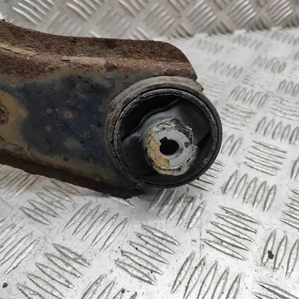 Fiat 500L 2014 Braccio Sospensione Inferiore Destro image 4