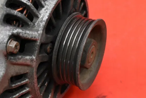 ALTERNADOR MD363639 MITSUBISHI COLT 5 V 1.3 image 8