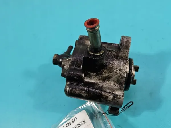 Bomba de vacío OEM 29300-27020 para Toyota RAV4 II 2.0 D4D image 4