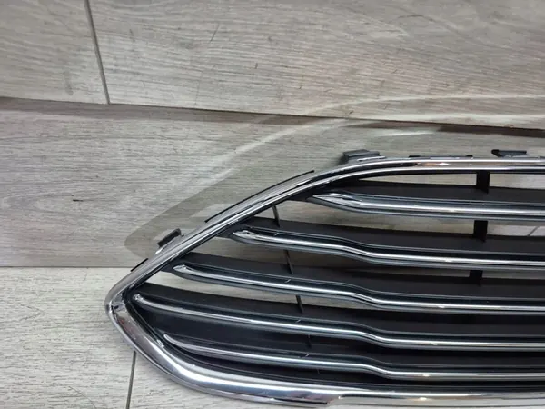 Ford Fiesta 2014 Upper Grill image 2