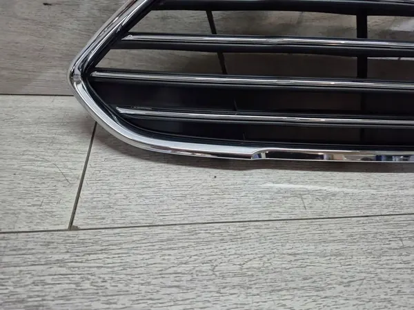 Ford Fiesta 2014 Upper Grill image 3