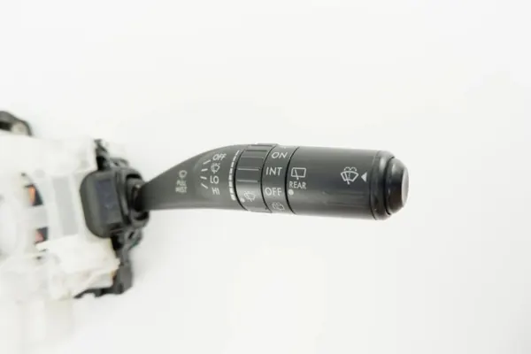 Subaru Outback III Schalter OEM 83161AG430 2003-2009 image 3
